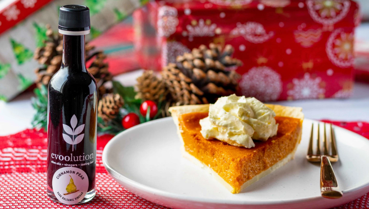 Pumpkin Pie with Cinnamon Pear Balsamic Whipped Cream – Evoolution